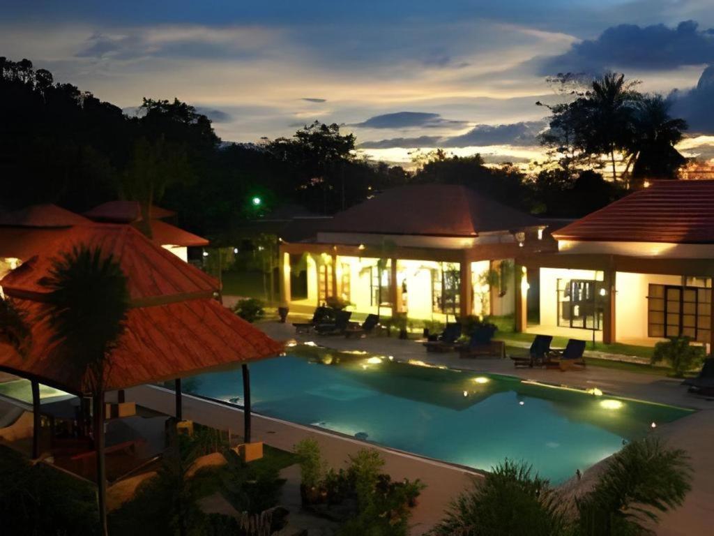 Khaolak Palm Hill Resort Khao Lak Exterior foto