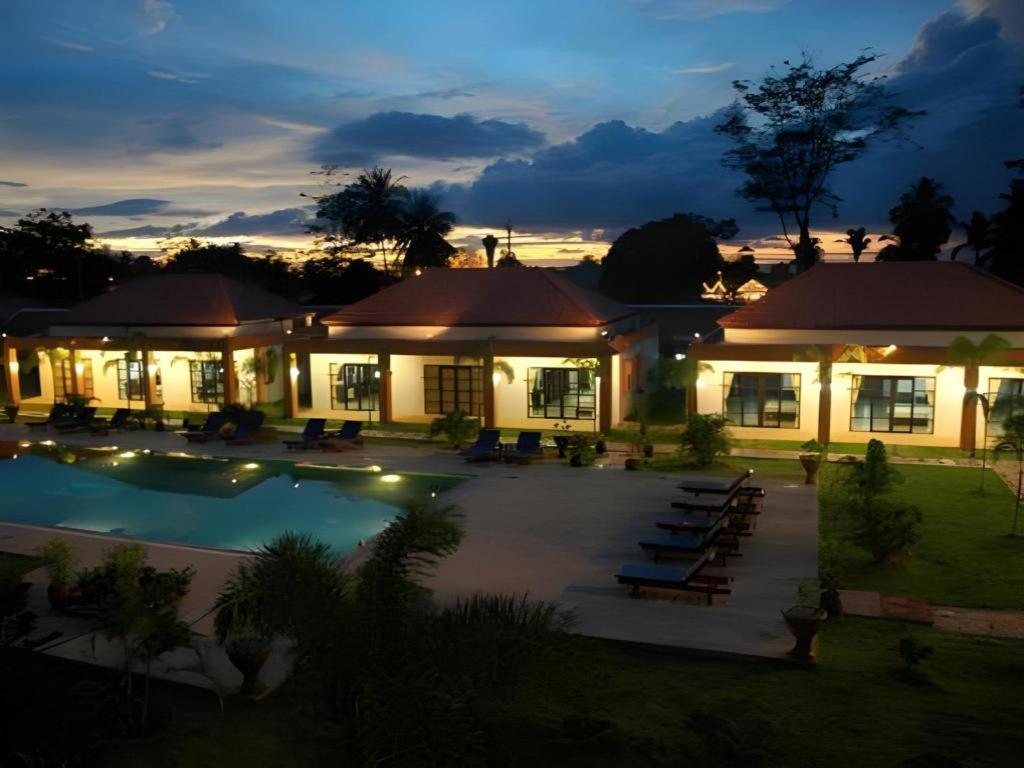 Khaolak Palm Hill Resort Khao Lak Exterior foto